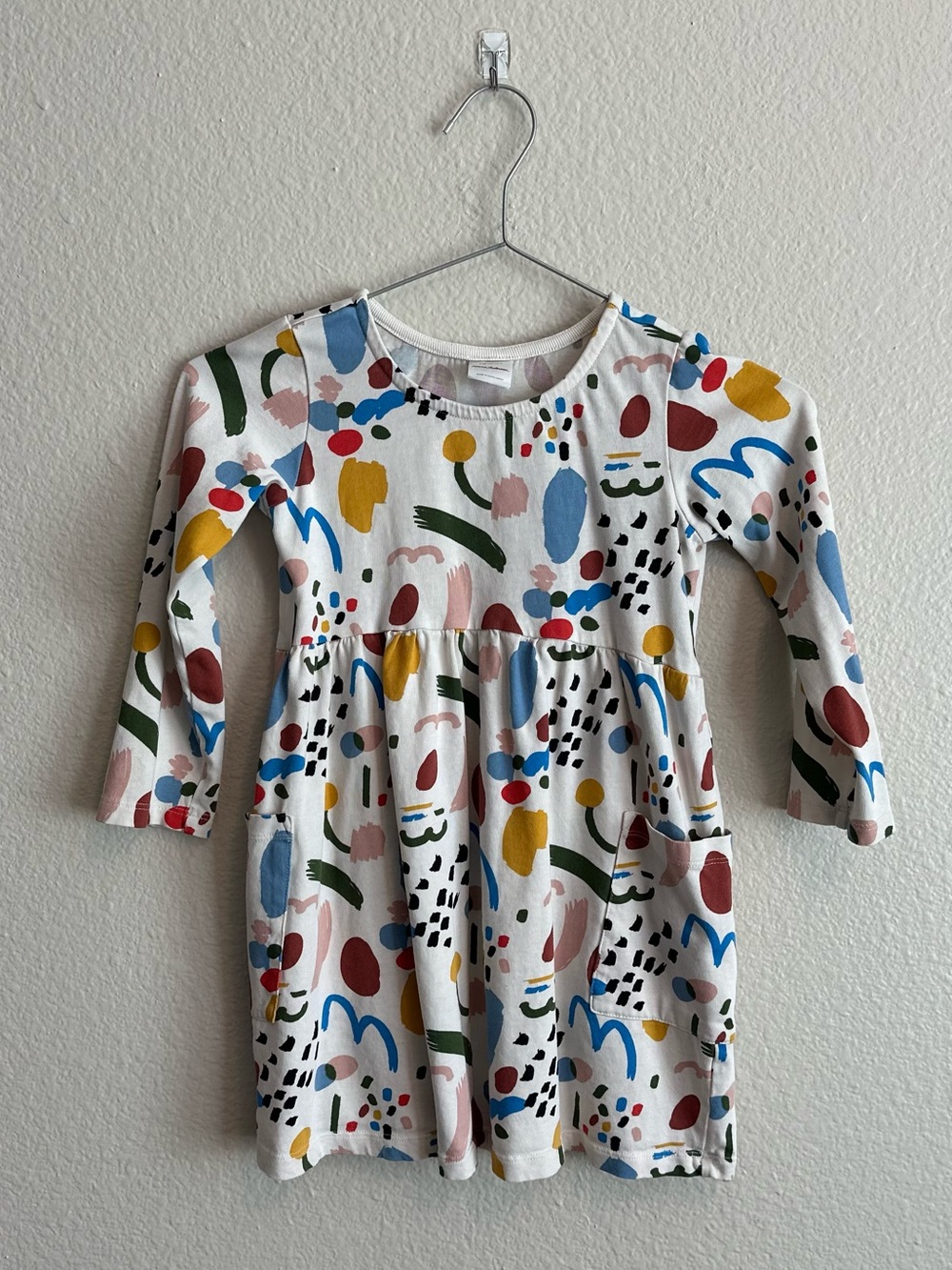 Hanna Andersson White Dress with Blue, Yellow, Green, Red, Pink, Black Accents